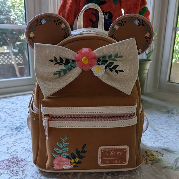 Loungefly Handbags - Exclusive Fall Floral Minnie Mouse Loungefly Backpack